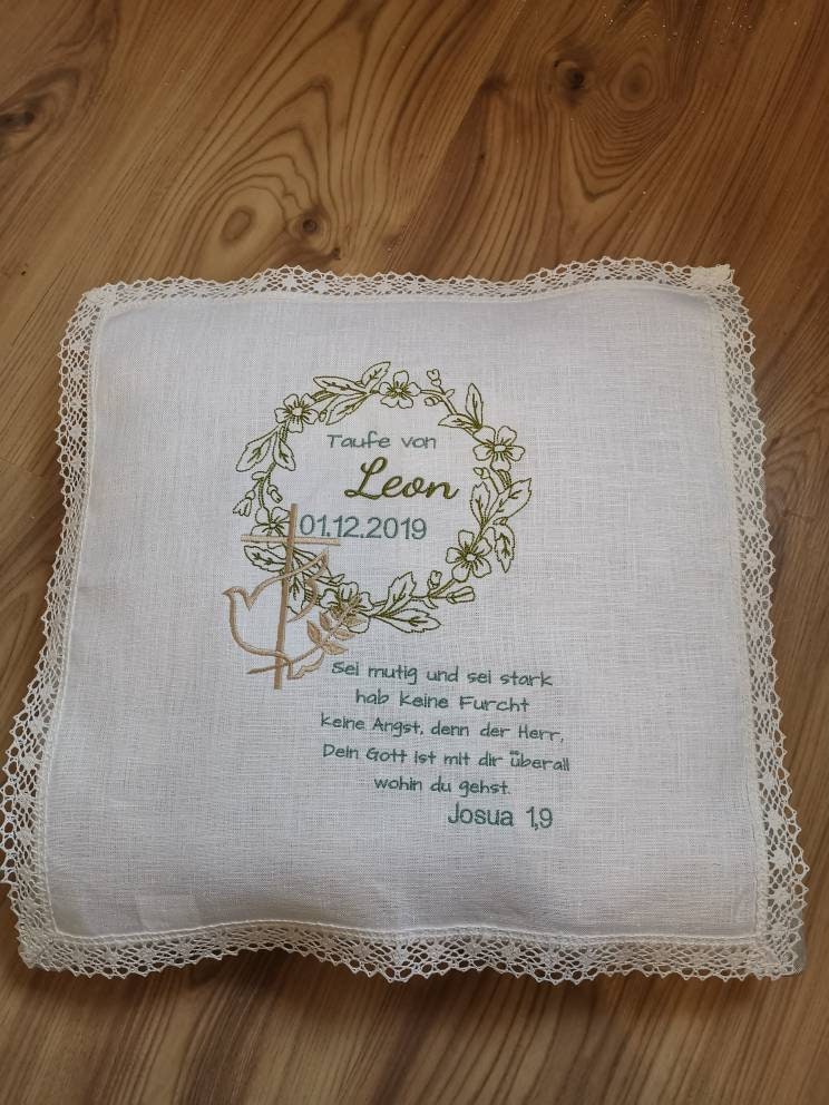 Taufdecke Tauftuch individuell gestaltbar, Leinentuch mit Spitze bestickt, Kerzentuch mit Spruch für Taufe, Kommunion, Konfirmation, 39 x 39
