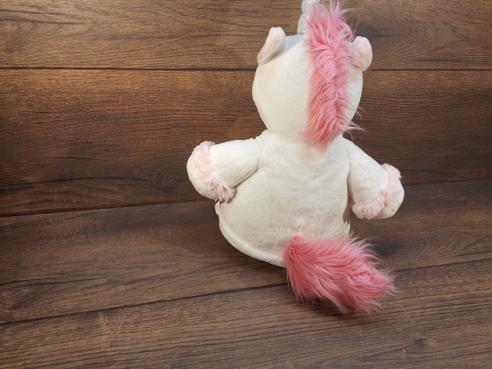 Personalisierbares Einhorn Kuscheltier mit Namensstickerei – Weißes Stofftier in Rosa mit glitzerndem Horn, Geschenk zur Taufe, Geburtstag