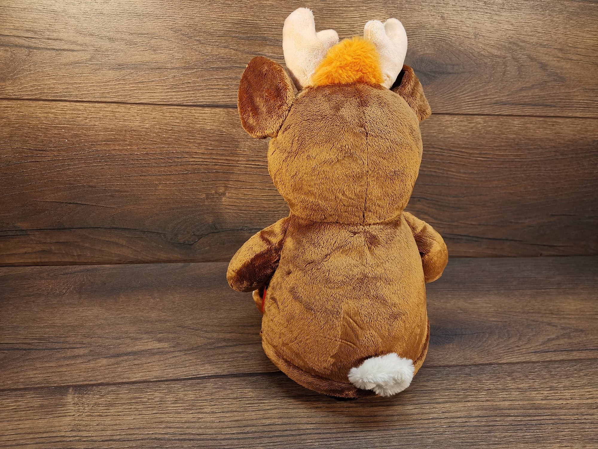 Personalisierbares Rentier oder Elch Stofftier mit Namensstickerei – Kuscheltier Geschenk zur Taufe, Weihnachten, Geburtstag, Jahrestag
