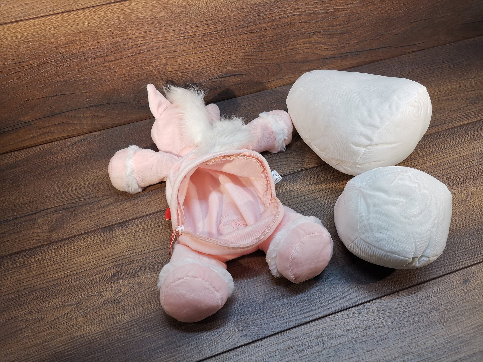 Personalisierbares Einhorn Kuscheltier mit Namensstickerei – Weißes Stofftier in Rosa mit glitzerndem Horn, Geschenk zur Taufe, Geburtstag