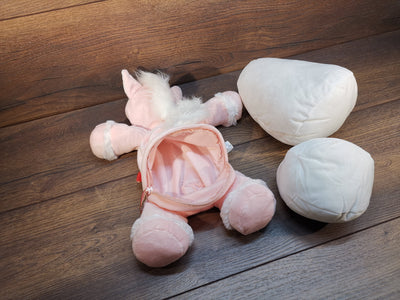 Personalisierbares Einhorn Kuscheltier mit Namensstickerei – Weißes Stofftier in Rosa mit glitzerndem Horn, Geschenk zur Taufe, Geburtstag