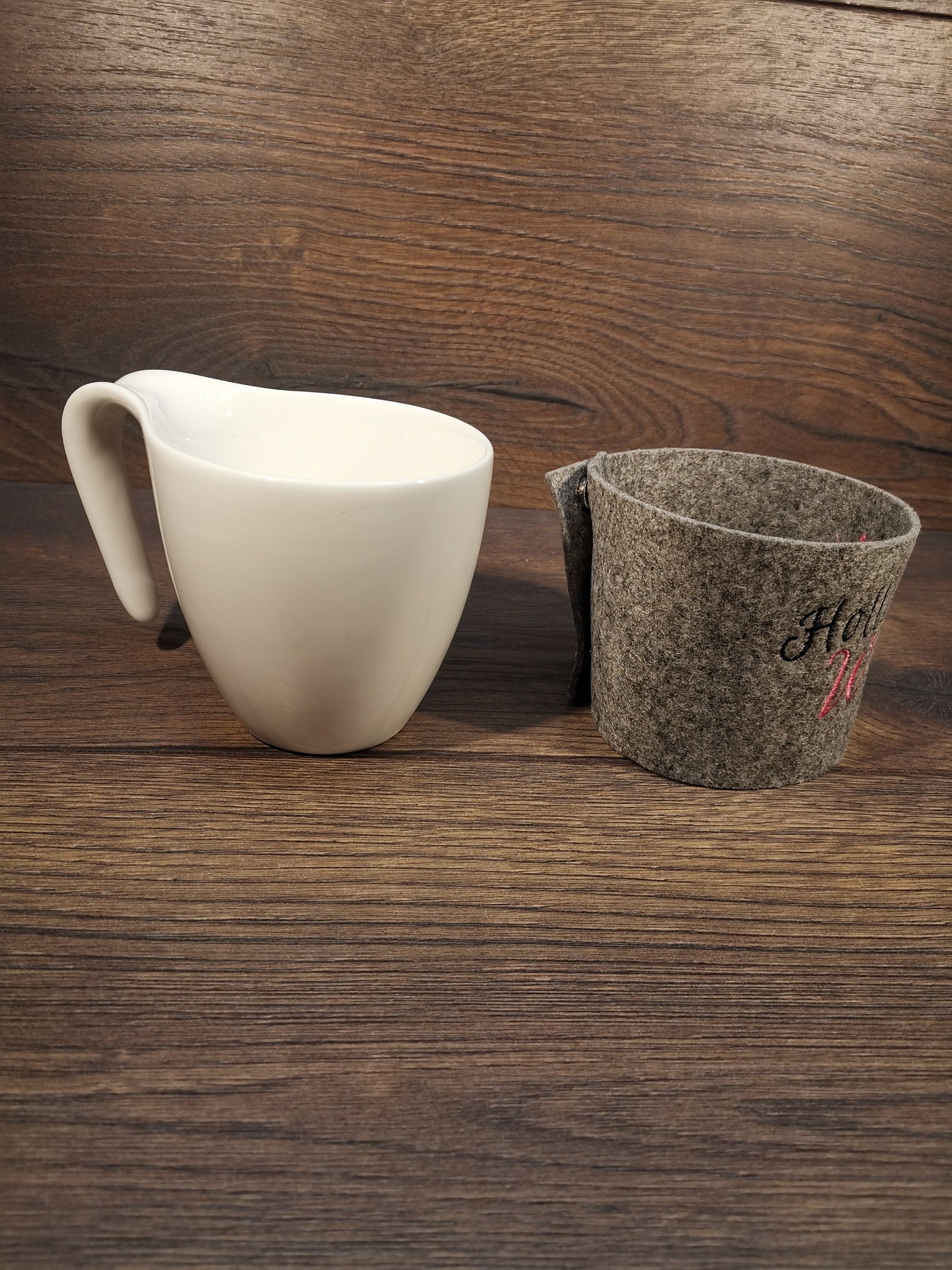 Tasse mit Filzmanschette und Namen, Tasse mit Filz, Holla die Waldfee