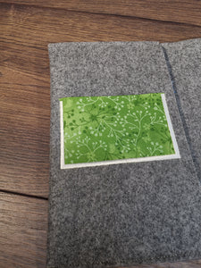 UHefthülle aus Filz, U-Heft Hülle mit Namen, UHefthülle mit Impfpass Fach, UHefthülle personalisiert