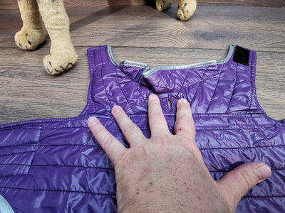 Hundemantel mit Klett, Hundemantel mit Namen, Hundemantel wasserabweisend, Hundemantel personalisiert, Hundemantel Geschirrträger