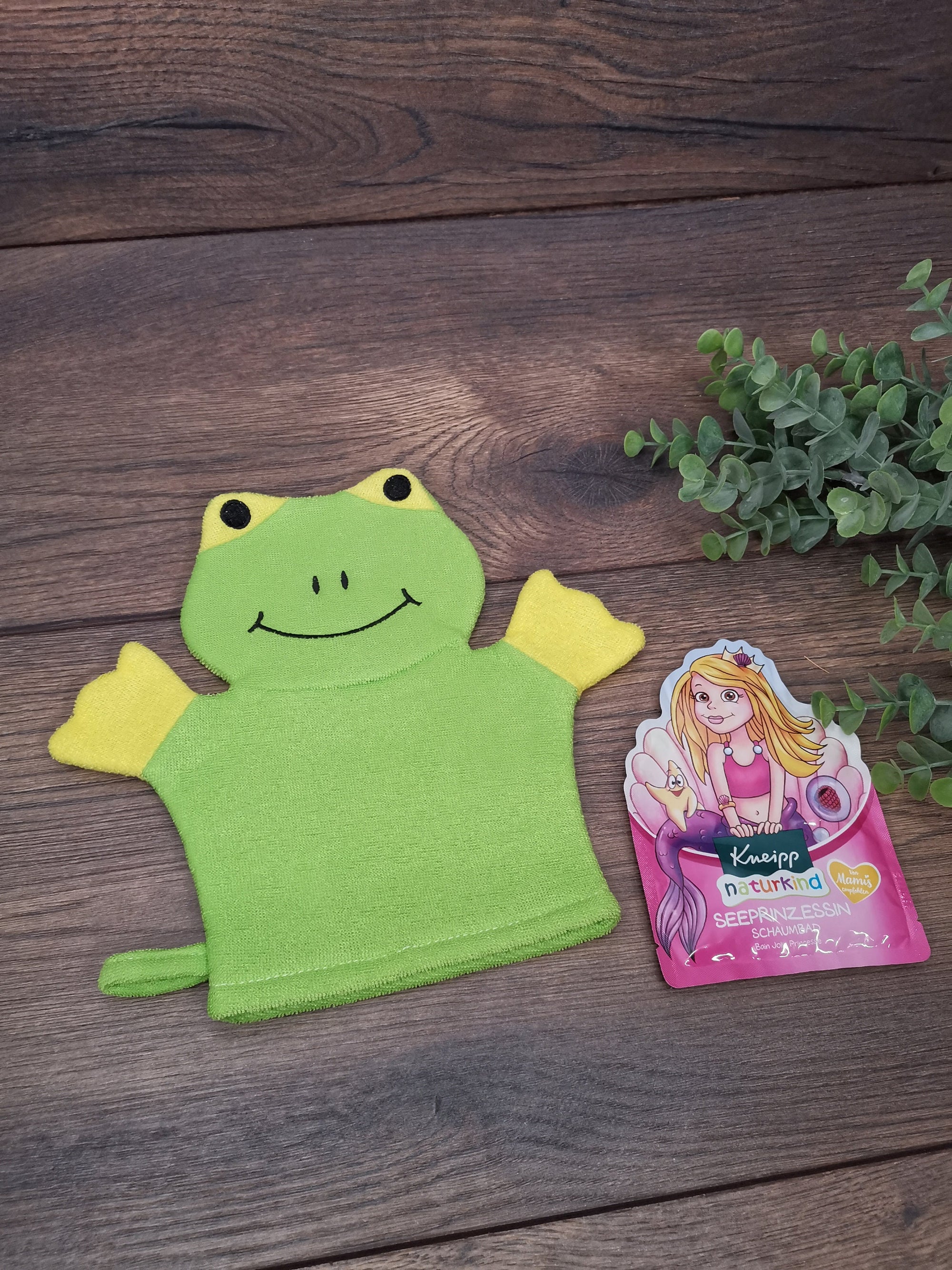 Kinder Waschhandschuh Prinzessin mit Namen, individuell bestickt, Badehandschuh, Waschlappen personalisiert mit einem kleinen Badezusatz