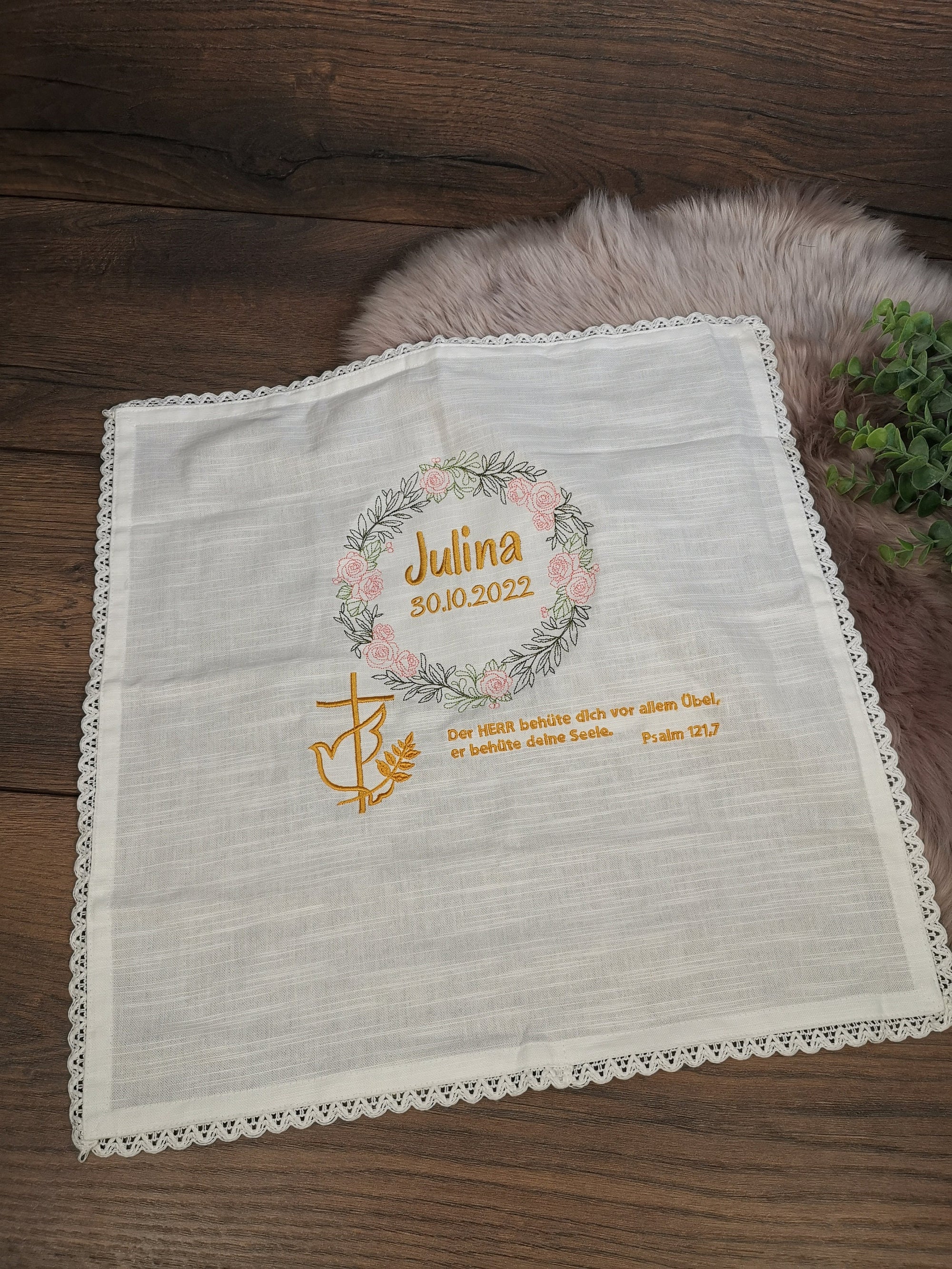 Taufdecke Tauftuch individuell gestaltbar, Baumwolltuch mit Spitze bestickt, Kerzentuch Kommunion, Konfirmation, ca. 50 x 50 cm