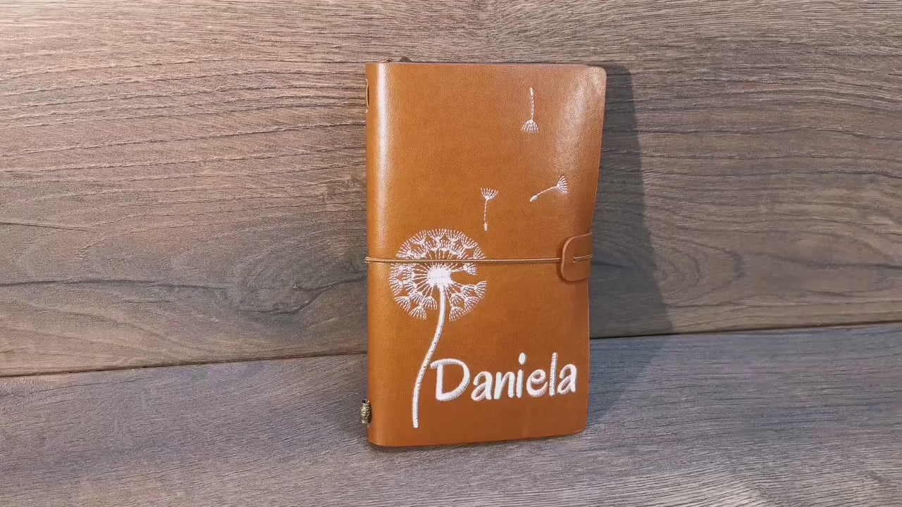 Notizbuch ca. A5 aus Leder mit Pusteblume und Name personalisiert bestickt, Tagebuch mit Namen, Notizbuch mit Namen, Notizbuch Leder Vintage