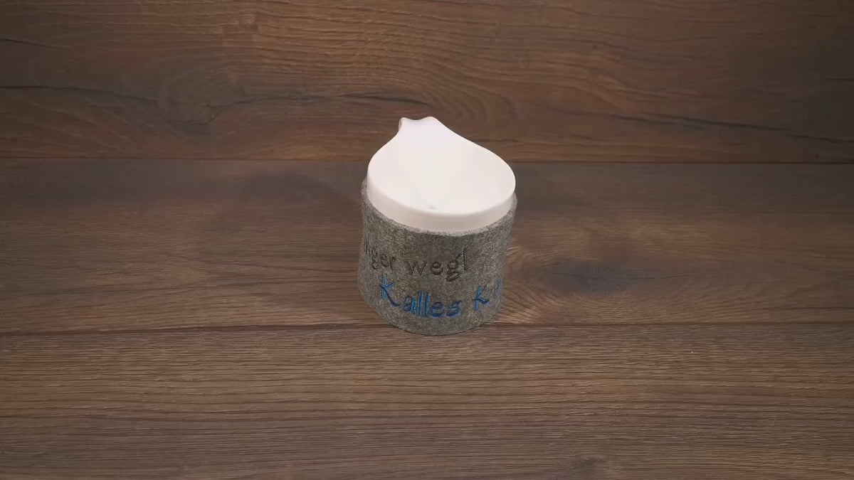 Tasse mit Filzmanschette und Namen, Tasse mit Filz, Finger weg!