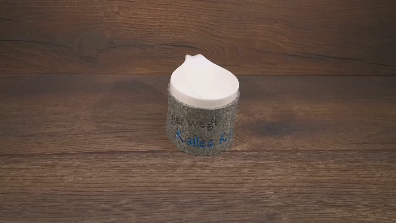 Tasse mit Filzmanschette und Namen, Tasse mit Filz, Finger weg!
