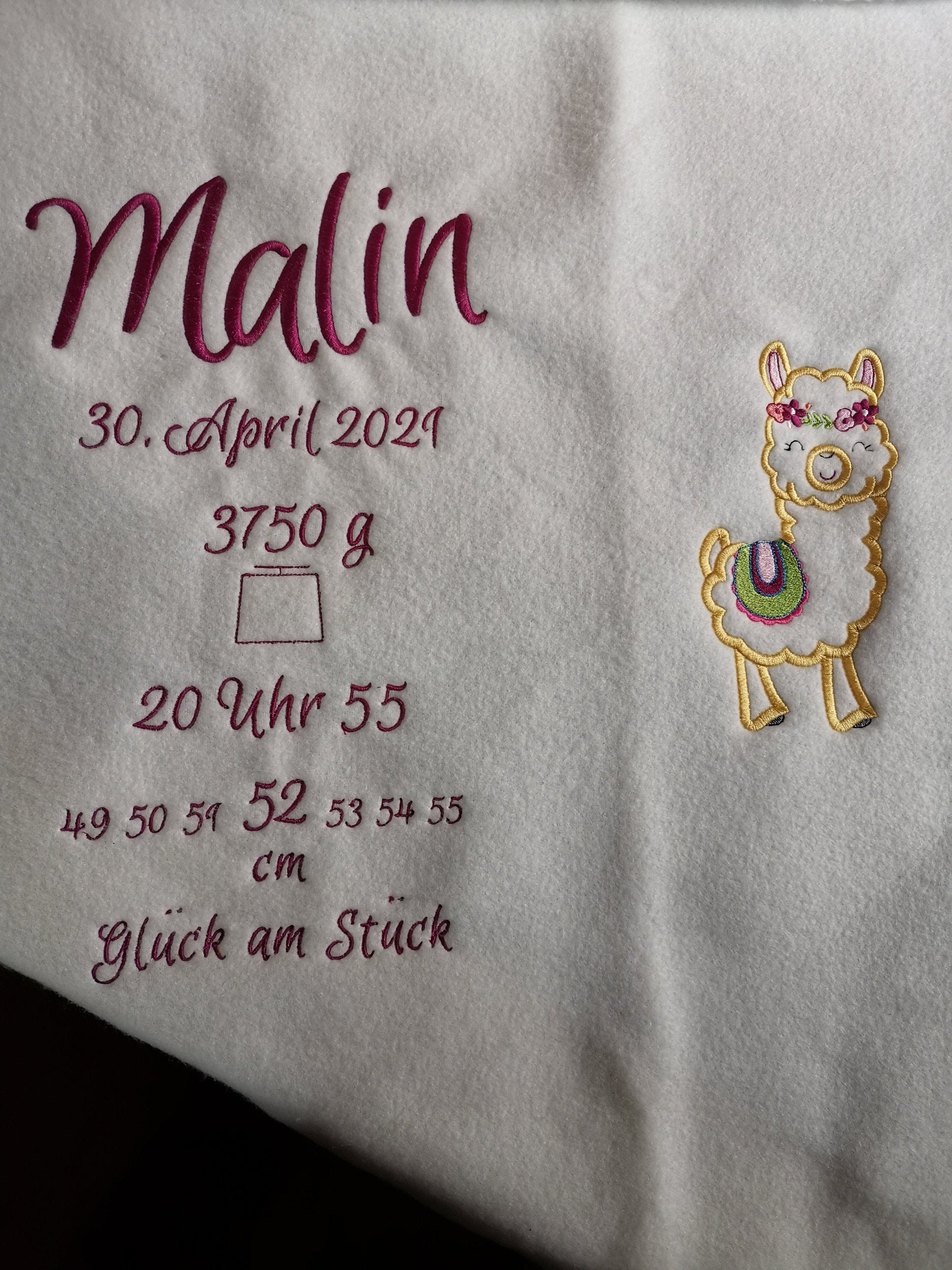 Kuschelige Babydecke mit Geburtsdaten, individuelles Geschenk zur Geburt, Decke mit Namen, Taufgeschenk personalisiert