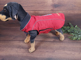 Hundmantel Rot mit Namen, Hundemantel personalisiert, Hundemantel für Geschirr, Hundemantel für den Winter, Hundemantel mit Bauchschutz